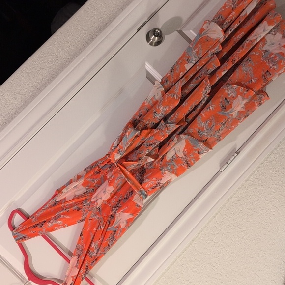 WHBM Coral Flirty Floral Print Midi Dress - Picture 10 of 14